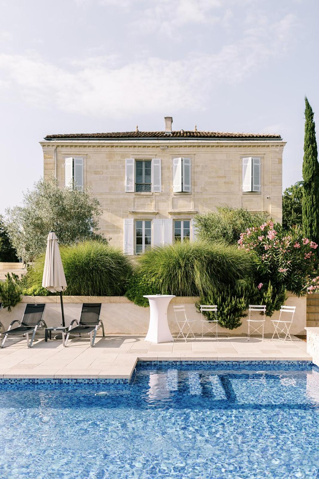 Chateau Gassies Latresne Exterior photo